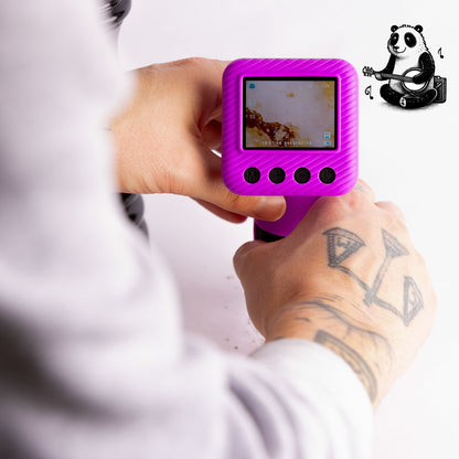Using the purple UPPTÄCKA u-Zoom One Microscope for kids